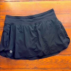 TASC Performance athletic athleisure edge lined skort sz M